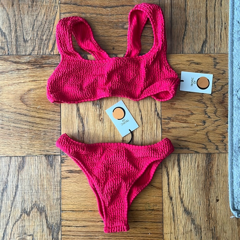 Tropic of C - Scorpio Suit in Hot Pink - Top in S/Bottom in XS